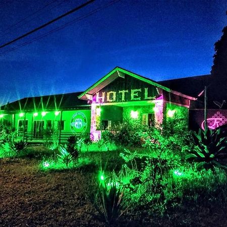 Road House Rota 118 Motorcycle Hotel Alto Paraíso de Goiás エクステリア 写真